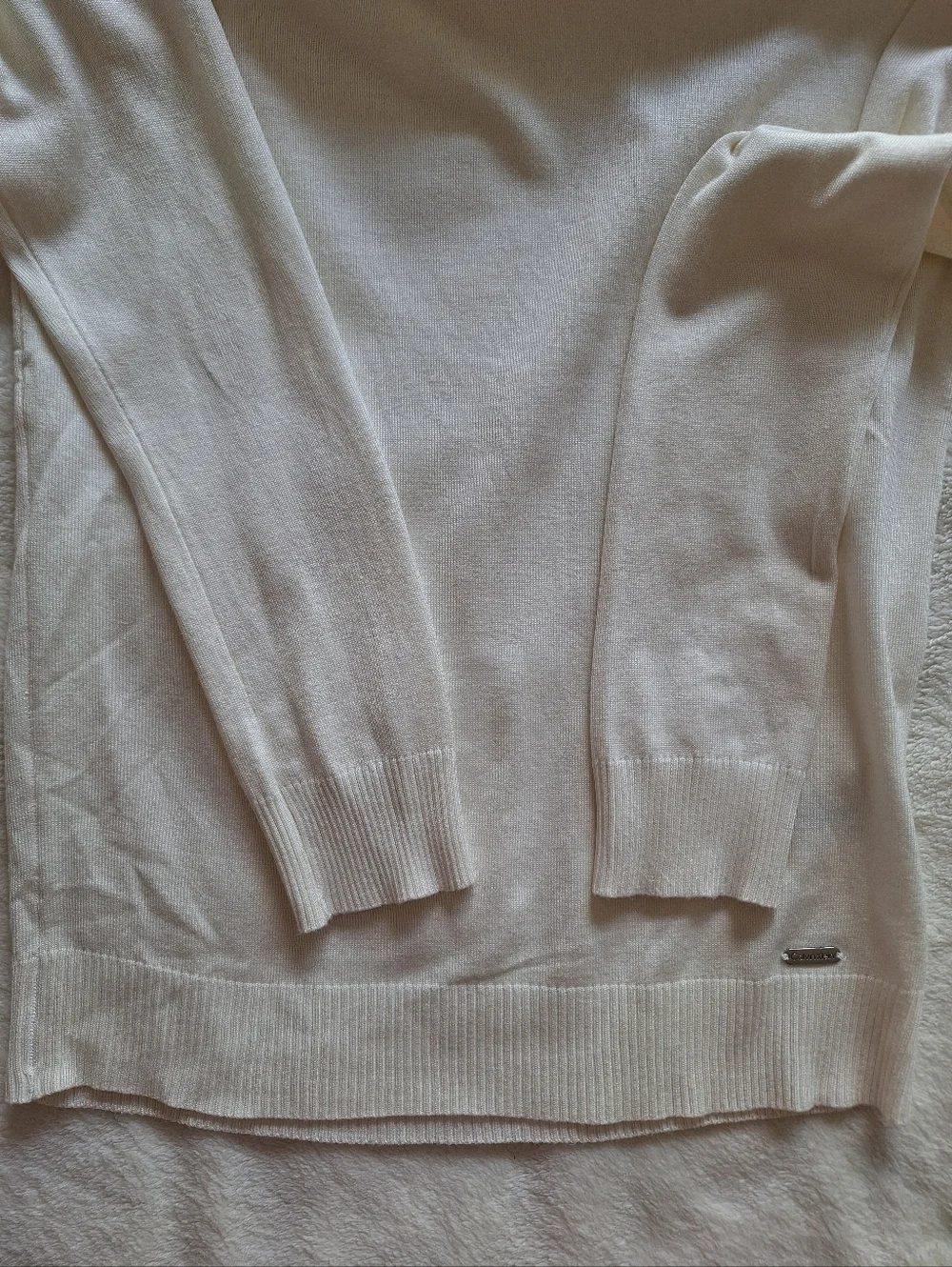 Calvin Klein White Ribbed Turtleneck Sweater Size S READ: Minor Flaw